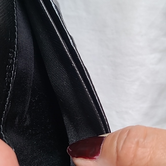 Salvatore Ferragamo Black Snap Wallet - Picture 12 of 16